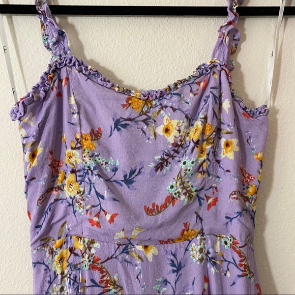 Lulus Dresses & Skirts - Lulu's Dress Purple Floral Ruffle Strap Lined S